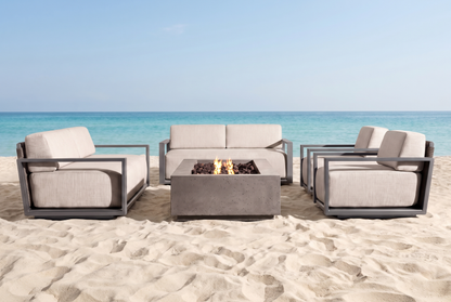 Pentagone Outdoor Set